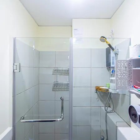 Pandora'S Nest Apartment Manila Exterior photo